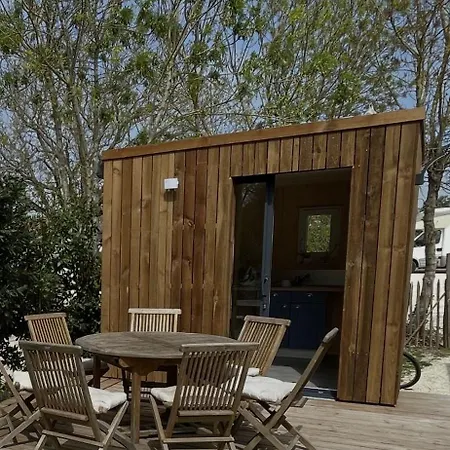 Lodge *